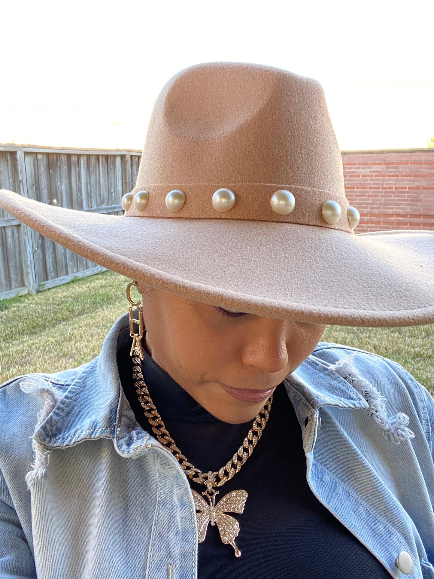 Pearly Fedora Nd