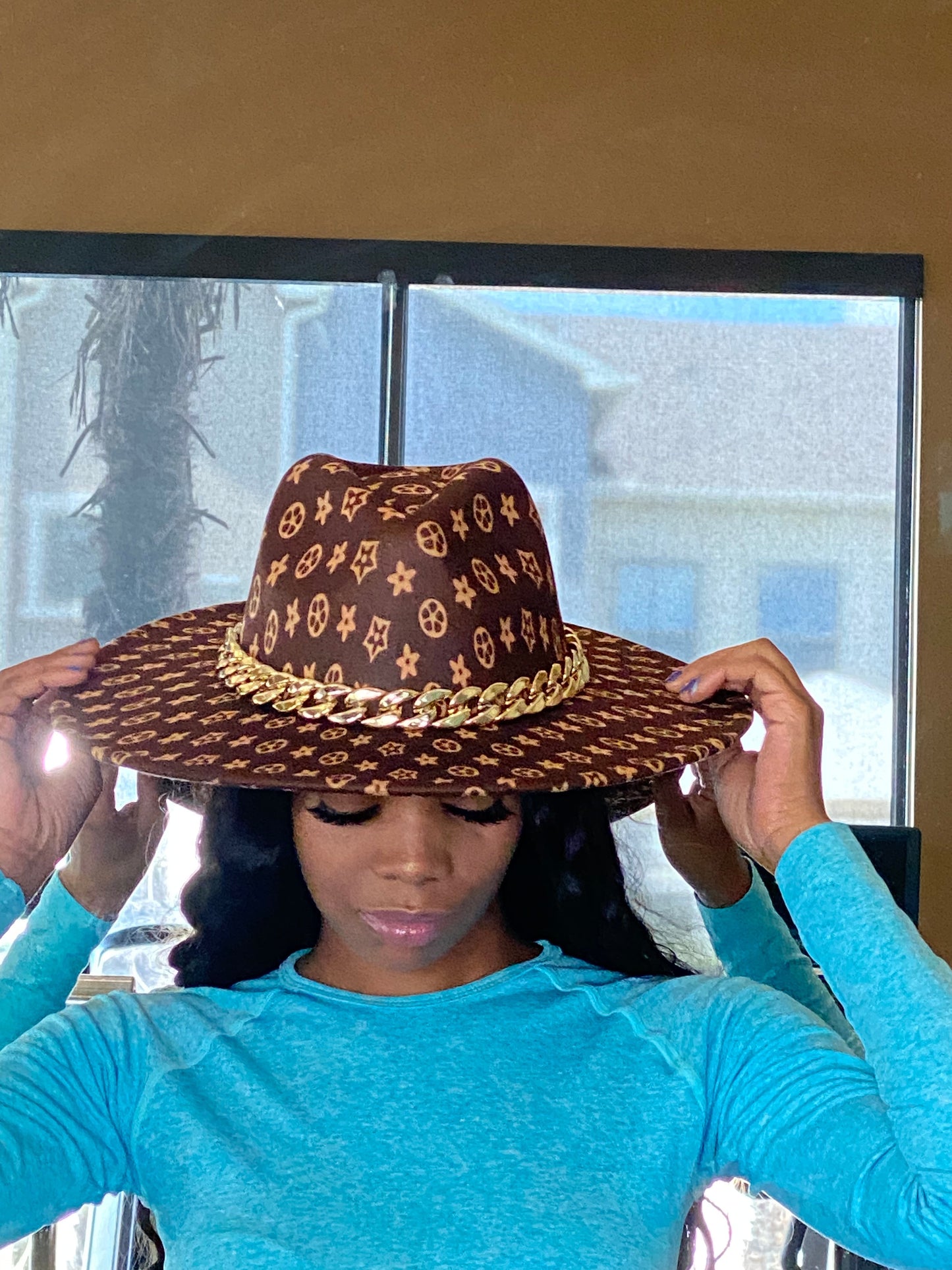 Luxury Chain Fedora Brown BG