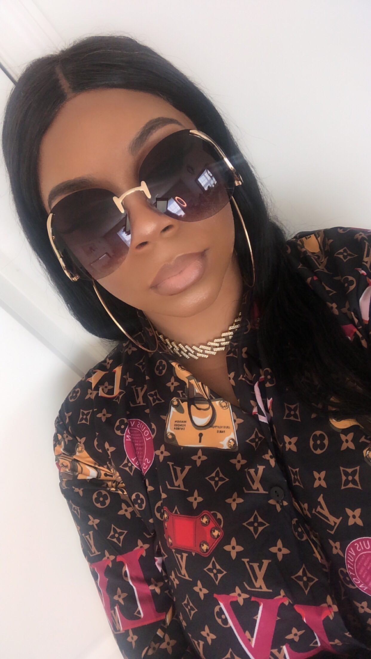 MONA Brown