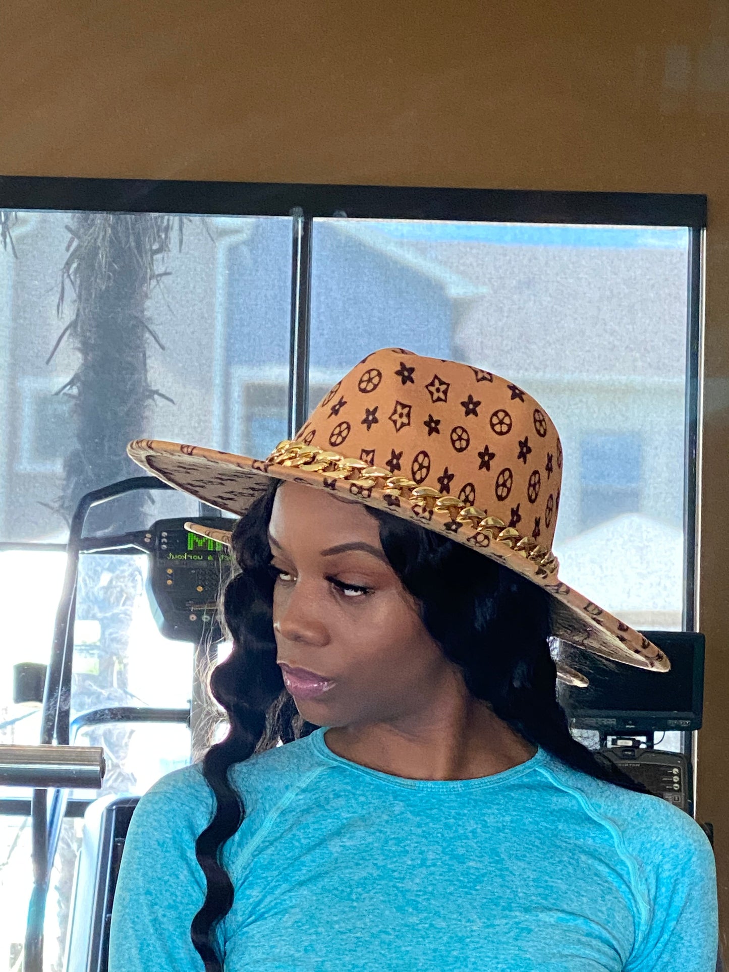 Luxury Chain Fedora Camel BG
