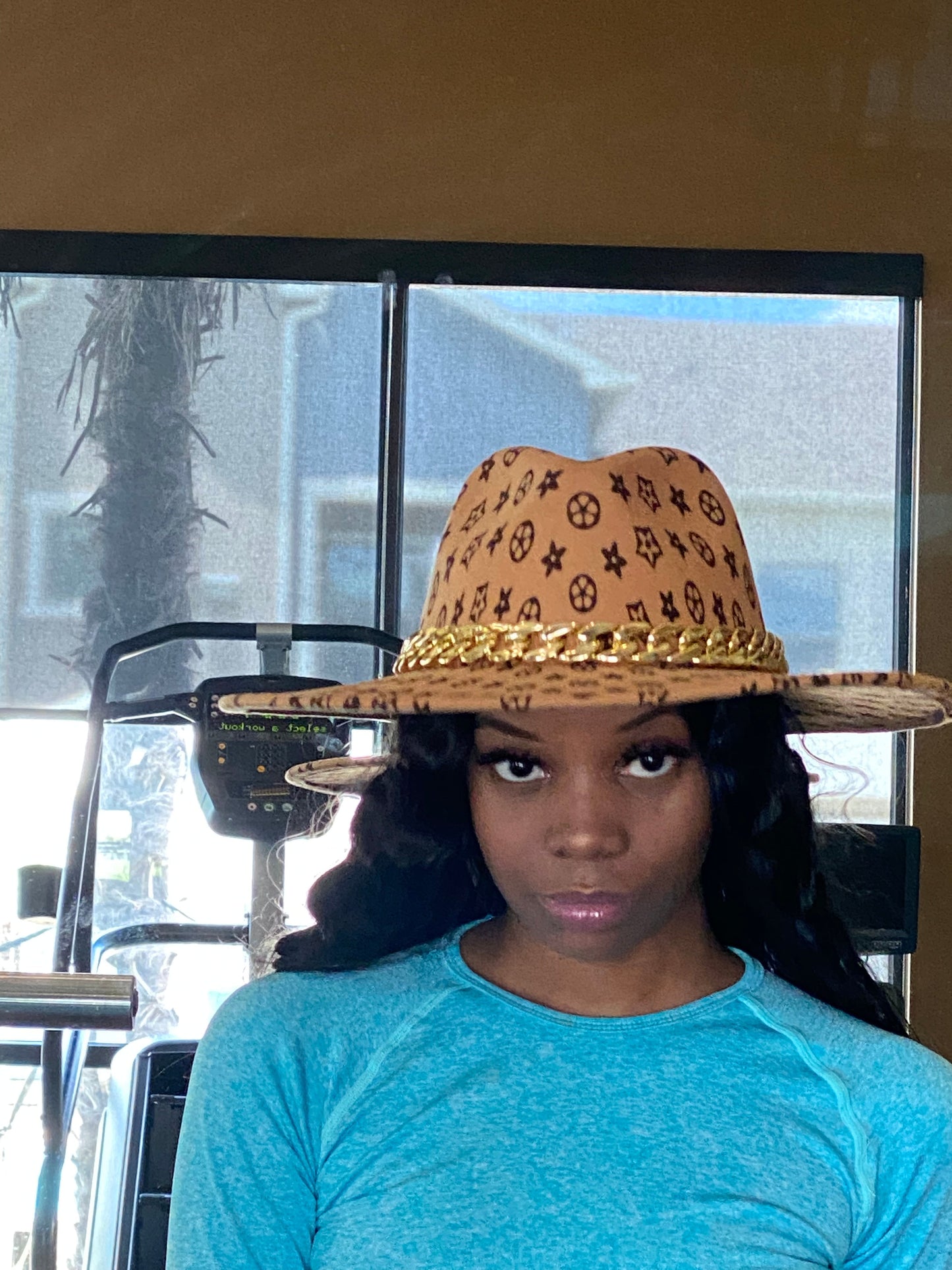 Luxury Chain Fedora Camel BG