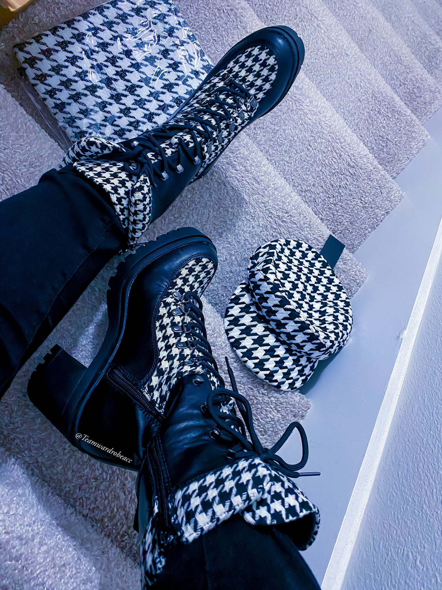 Houndstooth Boots