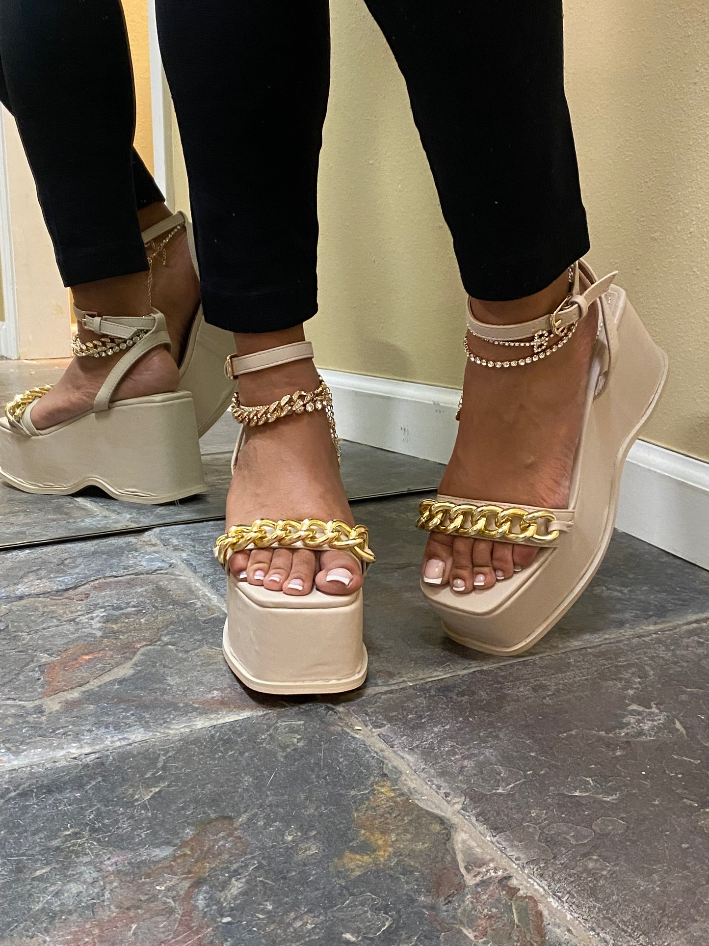 Trending Cream