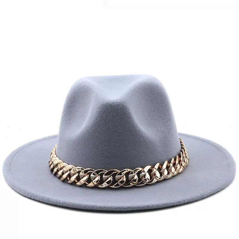 Fedora With Large Chain Gray (Preorder)