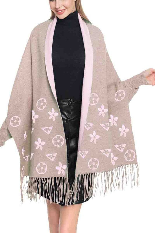 Gorge Cardigan Shawl Poncho Beige Pink